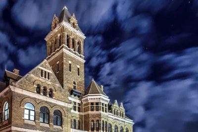 Photo 2 - City Hall Grand Hotel