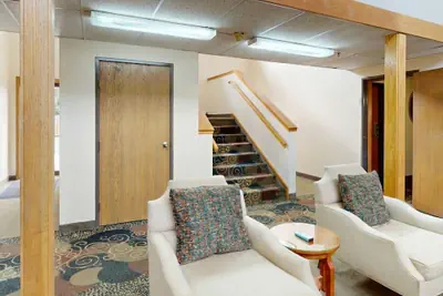 Photo 4 - Oscoda Lakeside Hotel