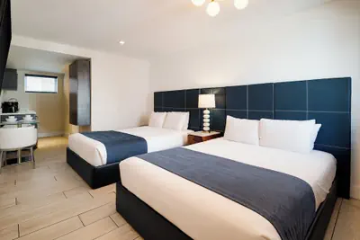 Photo 3 - Waterside Hotel and Suites