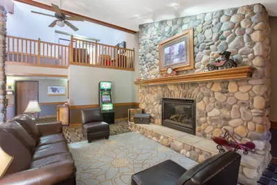 Photo 3 - AmericInn by Wyndham Lincoln North