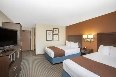Photo 4 - AmericInn by Wyndham Lincoln North
