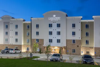 Photo 2 - Candlewood Suites Omaha - Millard Area by IHG