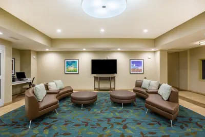 Photo 4 - Candlewood Suites Omaha - Millard Area by IHG