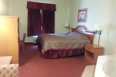 Photo 5 - Super 8 by Wyndham Pascagoula