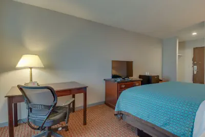 Photo 5 - Americas Best Value Inn Hayward
