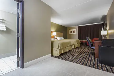 Photo 4 - Super 8 by Wyndham Battleboro/Rocky Mount