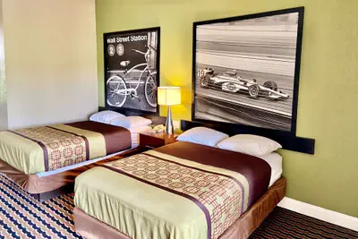 Photo 2 - Super 8 by Wyndham Battleboro/Rocky Mount