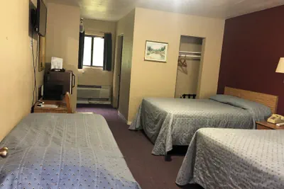 Photo 5 - Laurel Park Inn