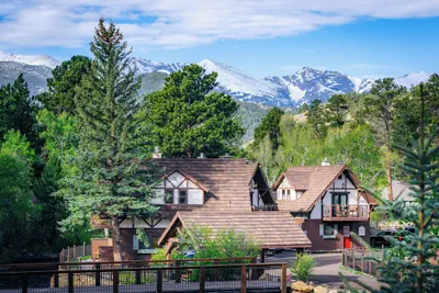 Photo 2 - The Landing at Estes Park - Riverside Retreat