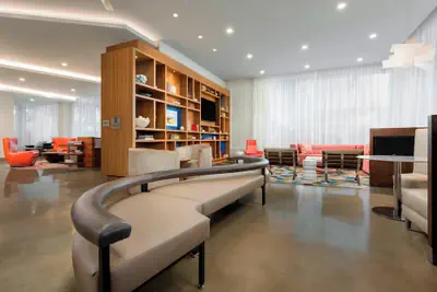 Photo 5 - Courtyard by Marriott Santa Monica