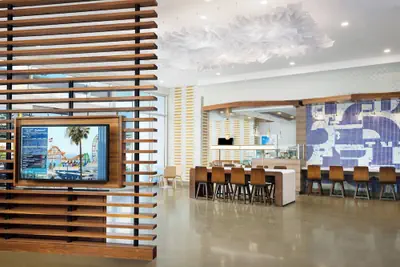 Photo 4 - Courtyard by Marriott Santa Monica