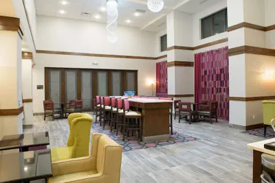 Photo 3 - Hampton Inn & Suites Bay City
