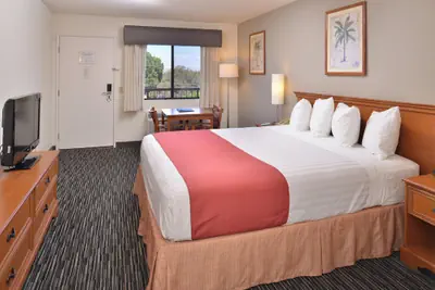 Photo 2 - Pleasant Inn