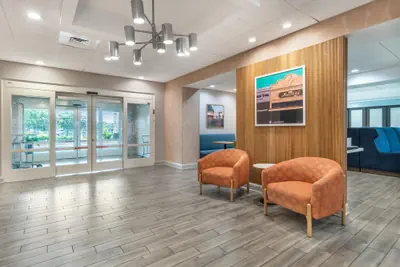 Photo 2 - Hampton Inn Eufaula