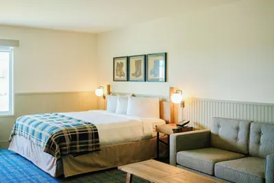 Photo 5 - White Pine Adventure Inn