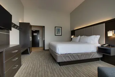 Photo 5 - Holiday Inn Express & Suites Mount Vernon by IHG