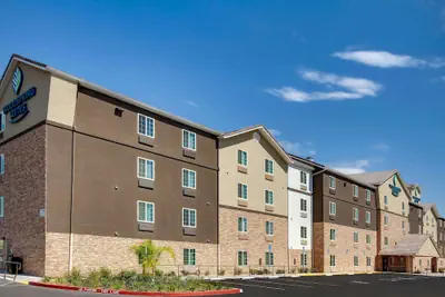 Photo 2 - WoodSpring Suites Bakersfield East