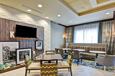 Photo 3 - Hampton Inn Atlanta Kennesaw