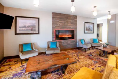 Photo 3 - La Quinta Inn & Suites by Wyndham Durango