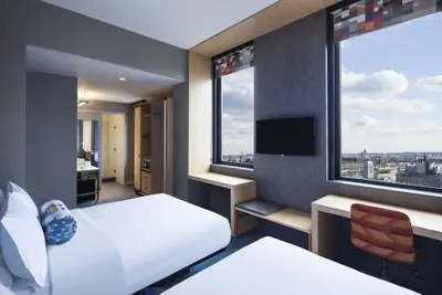 Photo 5 - Aloft by Marriott Long Island City-Manhattan View