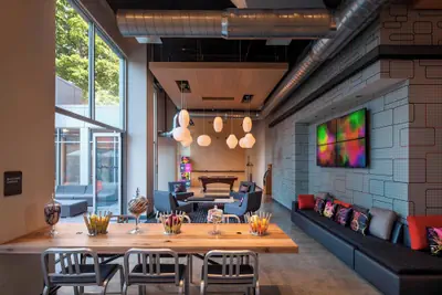 Photo 2 - Aloft by Marriott Long Island City-Manhattan View