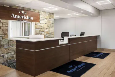 Photo 5 - AmericInn by Wyndham La Crosse Riverfront-Conference Center