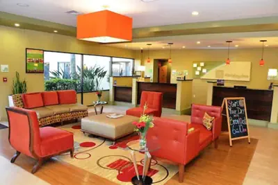 Photo 4 - Holiday Inn Fort Myers - Downtown Area by IHG