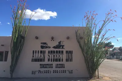 Photo 2 - Allen Street Inn
