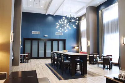 Photo 4 - Hampton Inn & Suites Des Moines/Urbandale