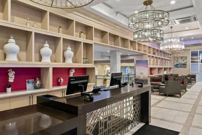 Photo 5 - Sonesta Hotel Baltimore Inner Harbor