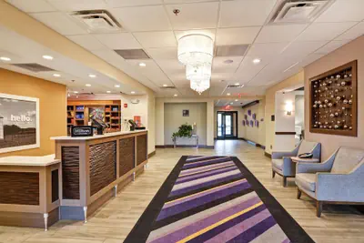 Photo 5 - Hampton Inn & Suites Ashland