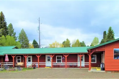 Photo 2 - Cascade Lake Inn