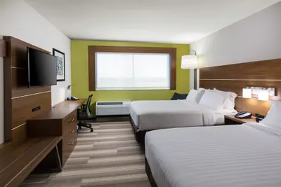 Photo 3 - Holiday Inn Express Visalia Sequoia Gateway Area by IHG