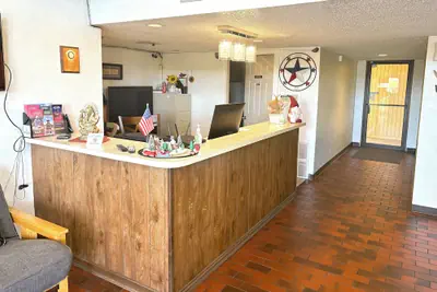 Photo 4 - Chaparral Motel Victoria TX US 59