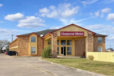 Photo 2 - Chaparral Motel Victoria TX US 59