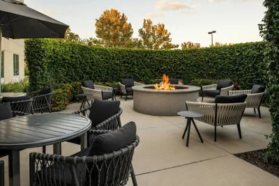 Photo 2 - TownePlace Suites by Marriott Lakeland