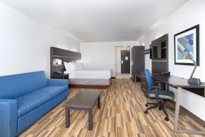 Photo 3 - Holiday Inn Express & Suites Rapid City - Rushmore South by IHG