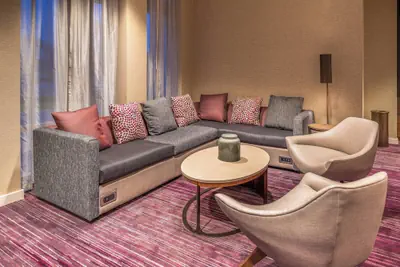 Photo 5 - Courtyard by Marriott Detroit Farmington