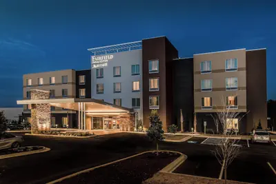 Photo 2 - Fairfield Inn & Suites by Marriott Florence I-20