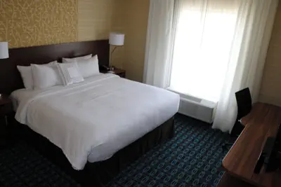 Photo 5 - Fairfield Inn & Suites by Marriott Bowling Green
