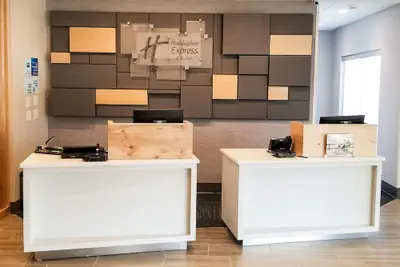 Photo 3 - Holiday Inn Express & Suites Charlotte NE - University Area by IHG