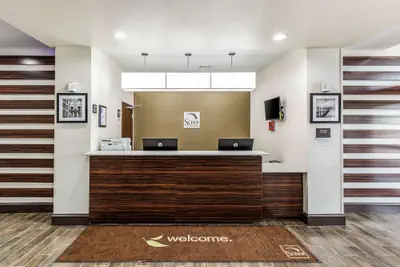 Photo 3 - Sleep Inn & Suites Bryan - College Station
