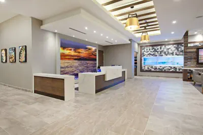 Photo 3 - SpringHill Suites by Marriott Huntington Beach Orange County