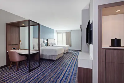 Photo 2 - SpringHill Suites by Marriott Huntington Beach Orange County