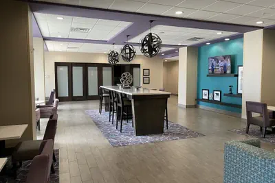 Photo 4 - Hampton Inn El Reno
