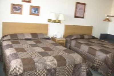 Photo 2 - Little Bear Motel