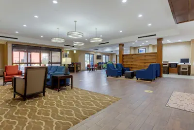 Photo 5 - Comfort Suites Piedmont - Greenville South