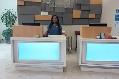 Photo 3 - Holiday Inn Express & Suites Commerce by IHG