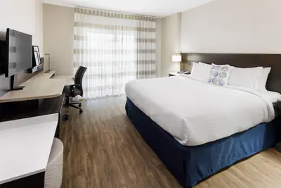 Photo 5 - Fairfield Inn & Suites by Marriott Ocean City