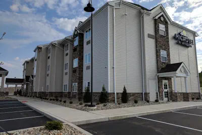 Photo 2 - Microtel Inn & Suites by Wyndham Clarion